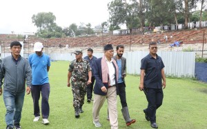 निर्माणाधिन कीर्तिपुर क्रिकेट मैदानको मन्त्री चौधरीले गरे निरीक्षण