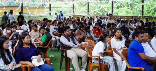 एसइई उत्तीर्ण ८ सयलाई एकै पटक सम्मान